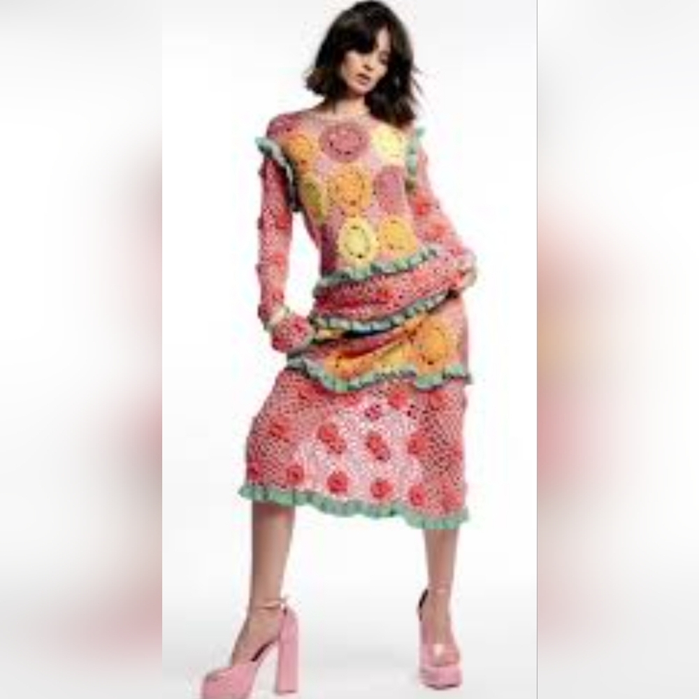 CeliaB Crochet Maxi Dress - Picture 6 of 16